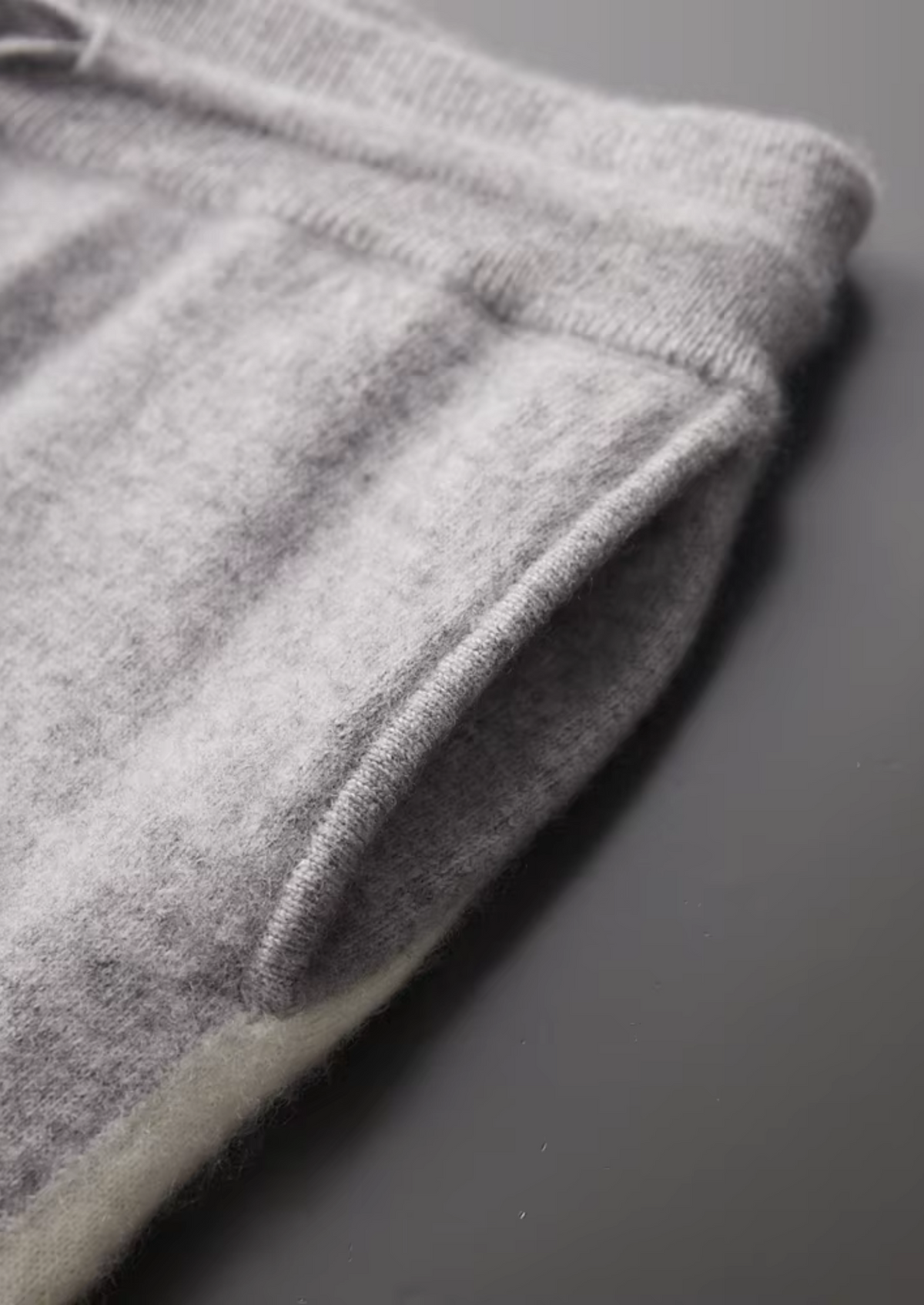 PREMIUM CASHMERE LEISURE SET